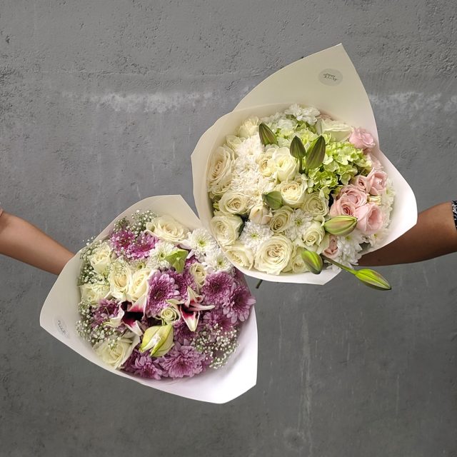 What’s better than one bouquet? Two, of course! 🌸💐
Double the blooms, double the love, double the joy ✨💗

#DoubleTheBlooms #OopsydaisyFlowers #FloralLove #TwiceAsBeautiful #ColomboFlorist #BloomWithUs #FlowerJoy #PetalsOfLove #FreshFlowerMagic #BouquetGoals