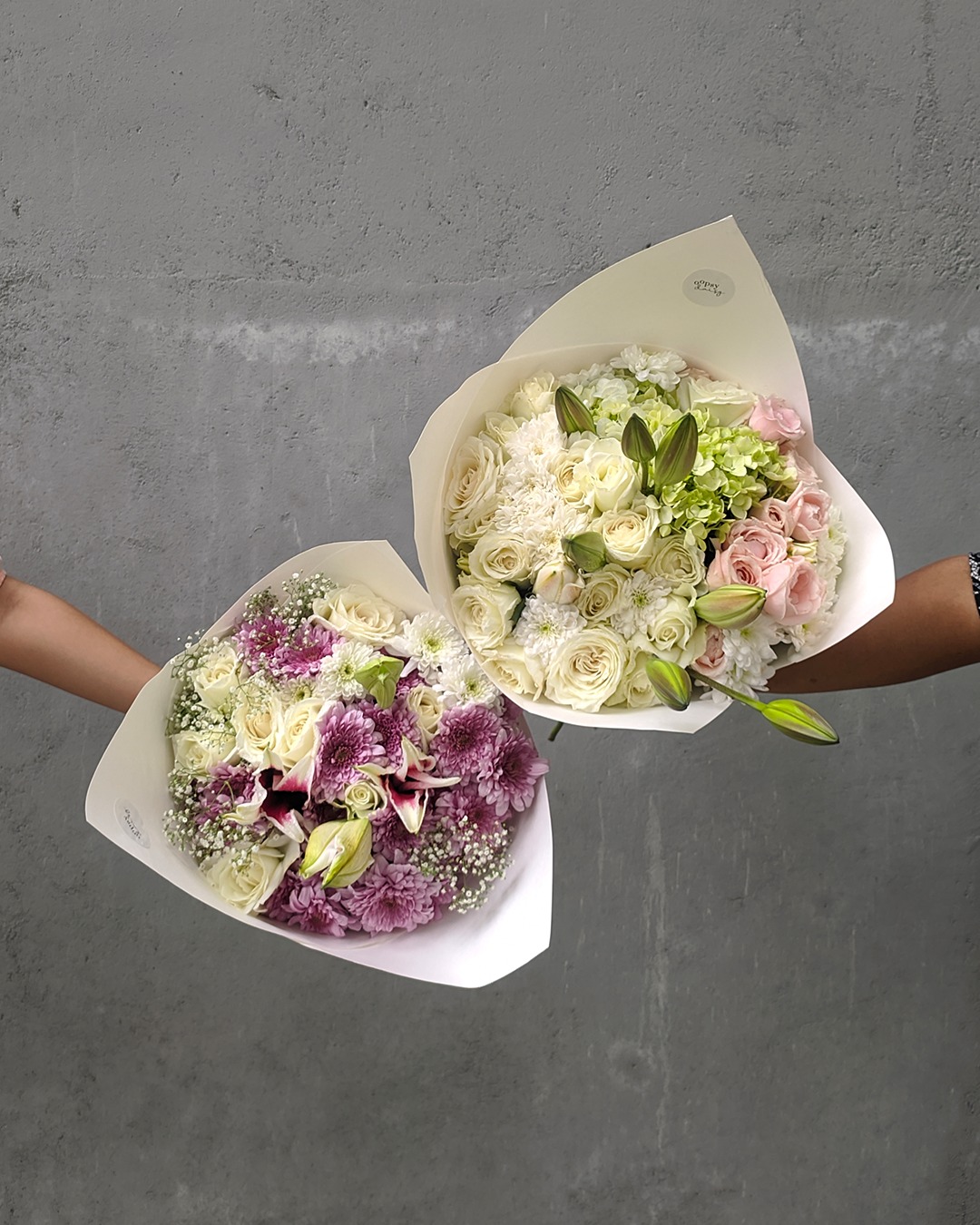 What’s better than one bouquet? Two, of course! 🌸💐
Double the blooms, double the love, double the joy ✨💗

#DoubleTheBlooms #OopsydaisyFlowers #FloralLove #TwiceAsBeautiful #ColomboFlorist #BloomWithUs #FlowerJoy #PetalsOfLove #FreshFlowerMagic #BouquetGoals