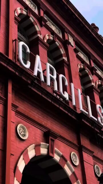 Let love take center stage this Valentine’s Day.
Order now at oopsydaisy.lk
#oopsydaisylk #colomboflorist #oopsydaisyflowers #floralelegance