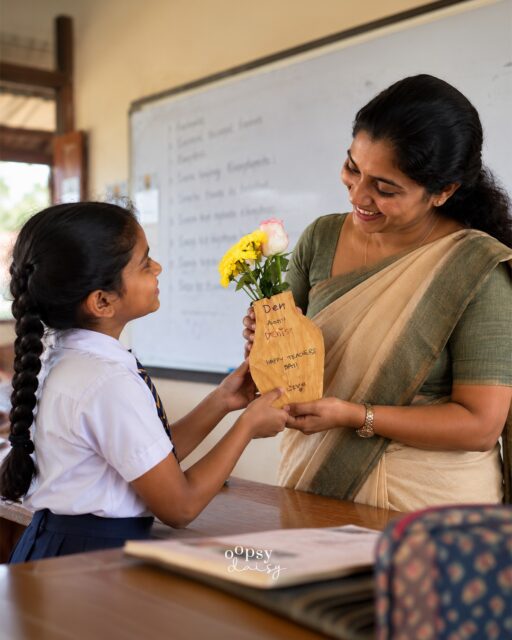 A little bloom of gratitude for the teachers who make every lesson, every day, and every little moment brighter. 🌼💛
Because sometimes, the sweetest “Thank you” comes wrapped in flowers. 🌸
Happy Teachers’ Day to all the wonderful teachers who inspire, guide, and nurture our little ones. 🤍
#HappyTeachersDay #TeachersDay #ThankYouTeacher #TeachersDayGifts #TeacherAppreciation #FlowersForTeachers #ThoughtfulGifts #HandmadeWithLove #GiftWithMeaning #FreshFlowers #Oopsydaisy #OopsydaisyLK #SriLankanFlorist #ColomboFlorist